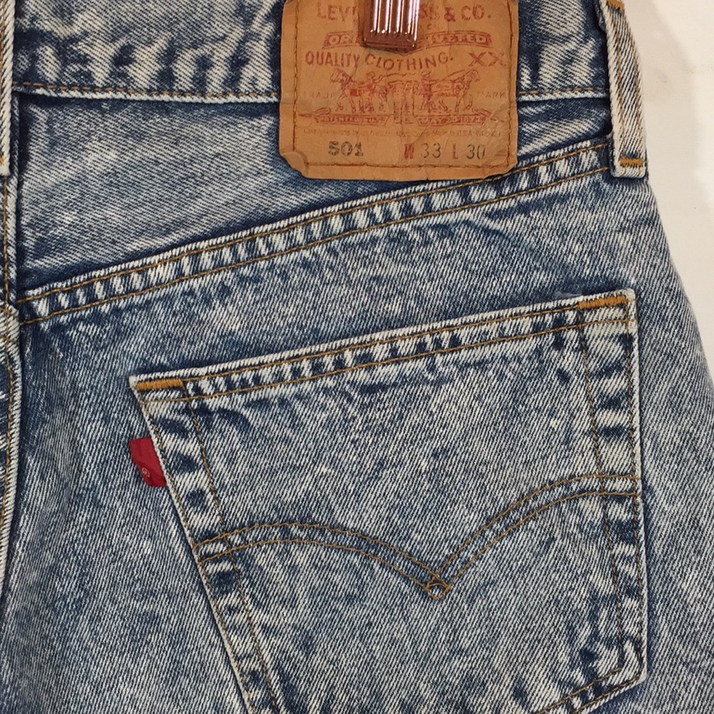 Levi’s button fly  high rise frayed shorts sz 30 - Picture 6 of 6